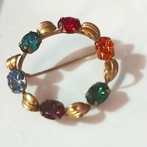 VTG 🎀 Beautiful Brooch!